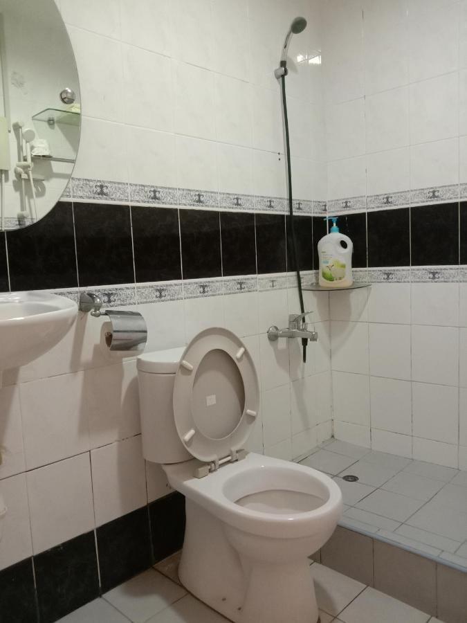 Glory Beach Resort Private Penthouse Петалинг Джая Екстериор снимка