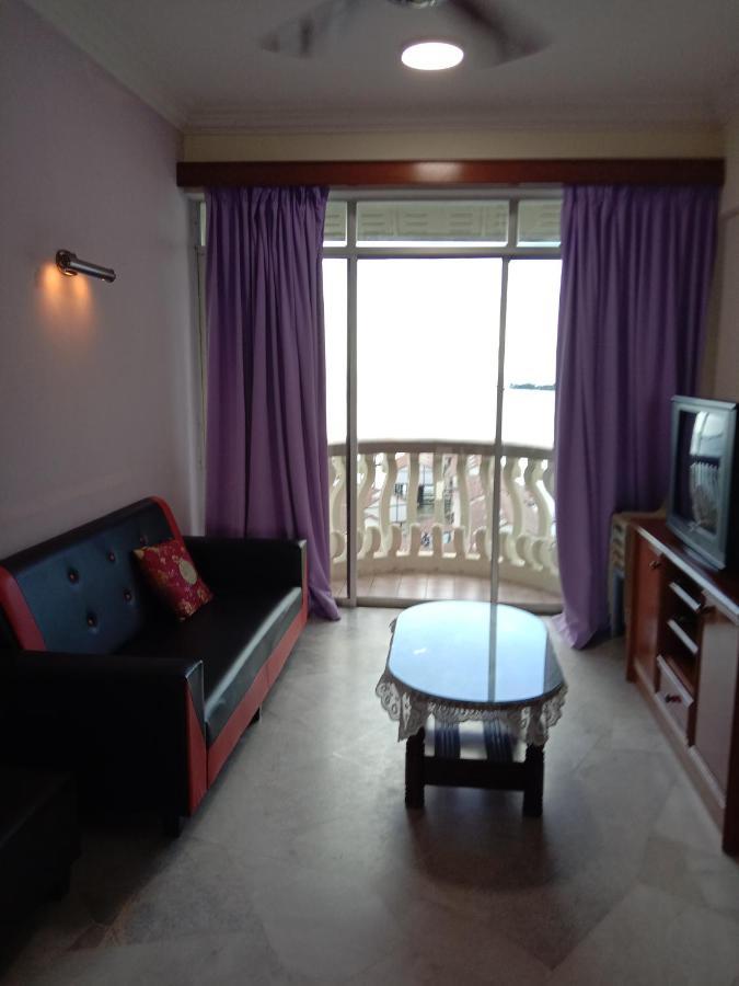 Glory Beach Resort Private Penthouse Петалинг Джая Екстериор снимка