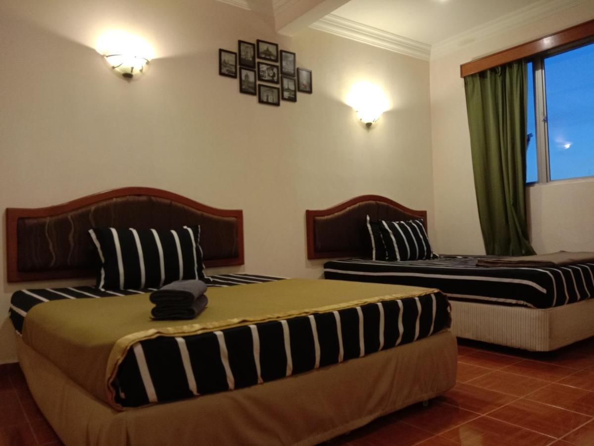 Glory Beach Resort Private Penthouse Петалинг Джая Екстериор снимка