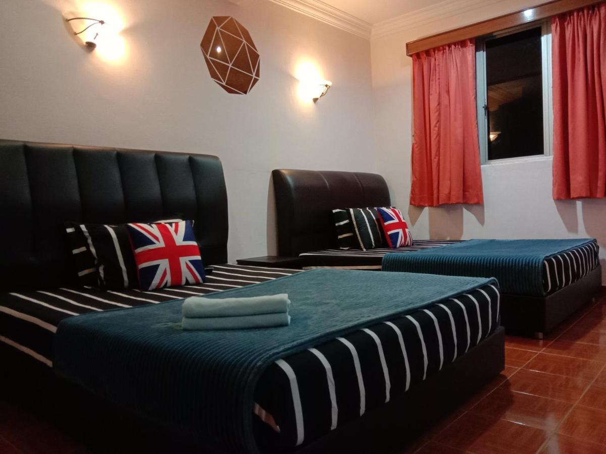 Glory Beach Resort Private Penthouse Петалинг Джая Екстериор снимка